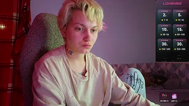 Snapshot of esajukyy chatting on February 2025 02:26:01 PM esajukyy online show from February 2025 02:26:01 PM