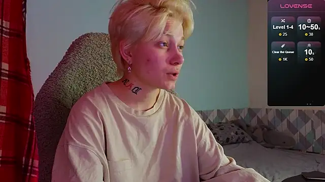 Snapshot of esajukyy chatting on February 2025 03:27:01 PM esajukyy online show from February 2025 03:27:01 PM