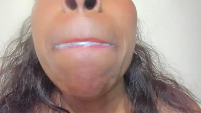 KamariaFyre online show from March 2025 09:40:02 AM