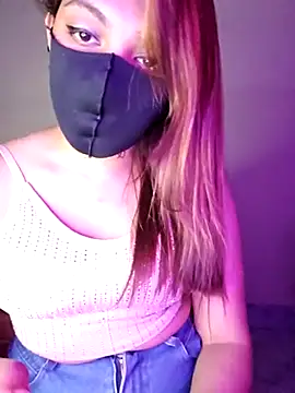 Olivia3 online show from March 2025 09:43:02 PM