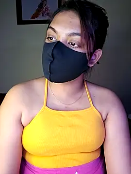 Olivia3 online show from September 2025 07:30:02 PM