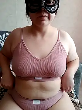 Snapshot of Miranda_Nancy chatting on February 2025 08:21:02 AM Miranda Nancy online show from February 2025 08:21:02 AM