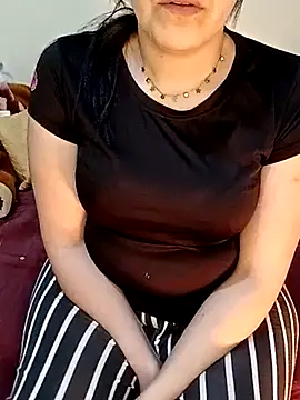 ShadiaStar online show from March 2025 08:00:02 PM