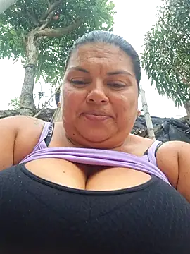 chubby sexy big tits online show from March 2025 06:33:01 PM