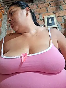 chubby sexy big tits online show from March 2025 02:01:02 PM