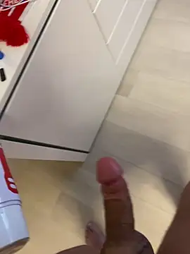 knudelboy2 online show from September 2025 04:17:01 PM