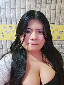 Snapshot of CANELA_9911 chatting on February 2026 01:42:02 AM CANELA 9911 online show from February 2026 01:42:02 AM