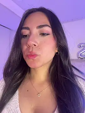 Melody 04 online show from November 2025 04:37:01 AM