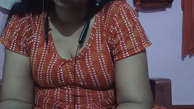 Snapshot of Suhana-sapna chatting on June 2026 04:20:02 PM Suhana-sapna online show from June 2026 04:20:02 PM