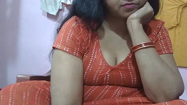 Snapshot of Suhana-sapna chatting on August 2026 05:37:02 PM Suhana-sapna online show from August 2026 05:37:02 PM