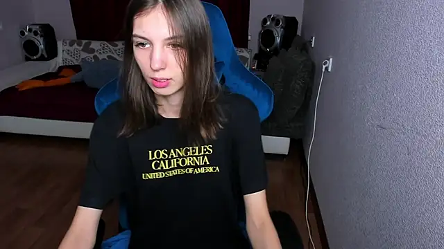 Venera66615 online show from February 2025 04:00:02 PM