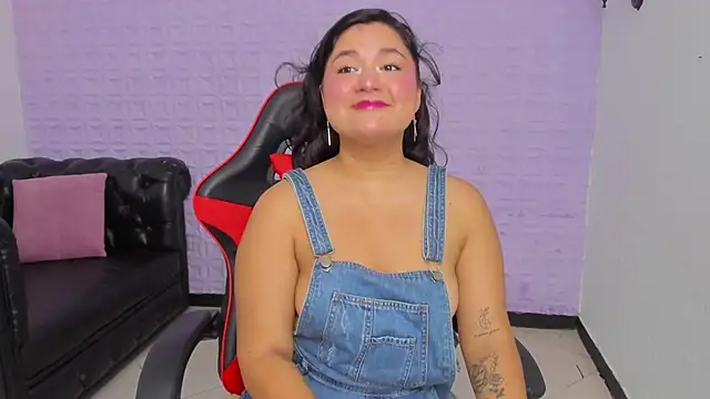 natasha adams22 online show from March 2025 01:31:02 AM