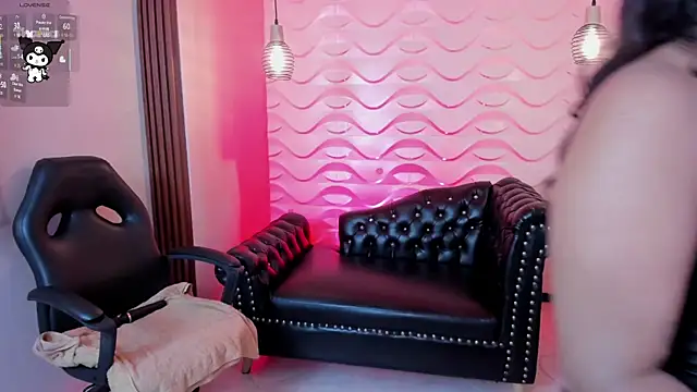 natasha adams22 online show from October 2025 01:16:02 AM