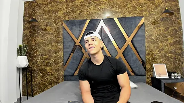 Flynn Riider online show from January 2025 11:32:01 AM