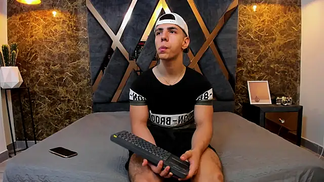 Flynn Riider online show from January 2025 12:16:01 PM