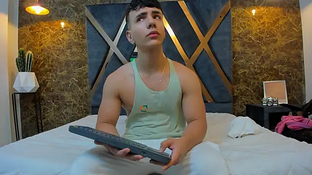 Flynn Riider online show from February 2025 11:30:02 AM