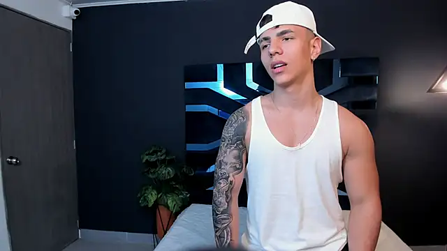 Flynn Riider online show from March 2025 02:47:01 PM