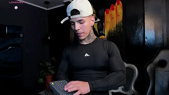 Flynn Riider online show from September 2025 11:24:02 AM