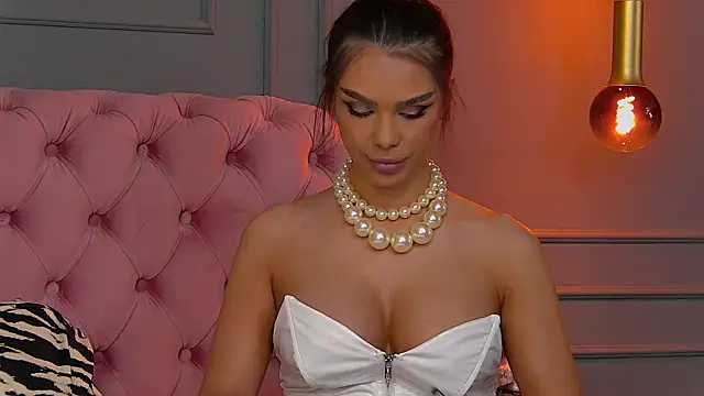 Nicole Diva online show from March 2025 01:06:02 PM