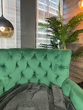 Nicole Diva online show from October 2025 06:04:01 AM