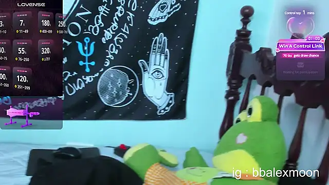 Snapshot of alexdesire chatting on February 2025 07:56:01 PM alexdesire online show from February 2025 07:56:01 PM