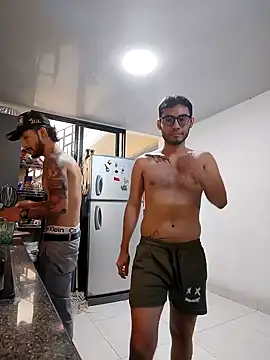 Snapshot of alexdesire chatting on October 2025 05:11:02 PM alexdesire online show from October 2025 05:11:02 PM