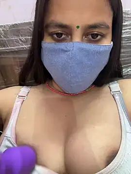 Snapshot of nehas chatting on February 2025 05:20:01 PM nehas online show from February 2025 05:20:01 PM