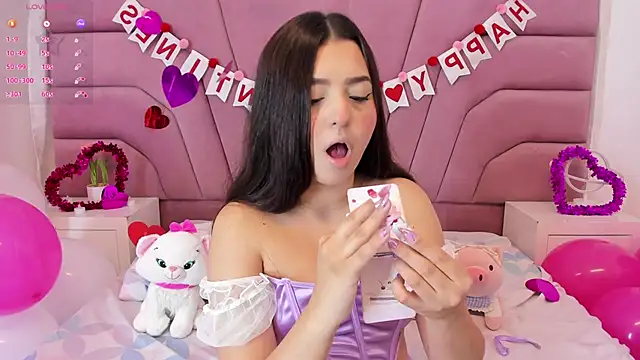 zoewillian online show from February 2025 08:33:01 PM