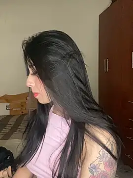 Zoee t online show from January 2025 09:43:01 PM