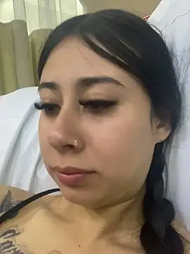 Zoee t online show from March 2026 03:25:02 AM