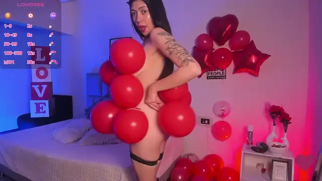 Snapshot of Aurora_Hotson chatting on February 2025 12:04:01 AM Aurora Hotson online show from February 2025 12:04:01 AM