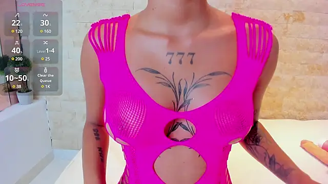 mia roldan  online show from January 2025 07:24:01 PM