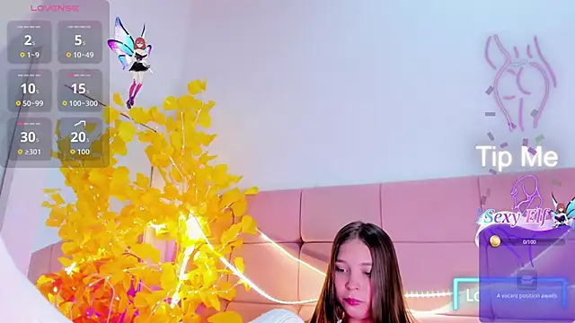 HaleyAmaya online show from April 2026 10:43:02 PM