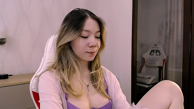 Babby Rabbit online show from November 2025 01:55:01 PM