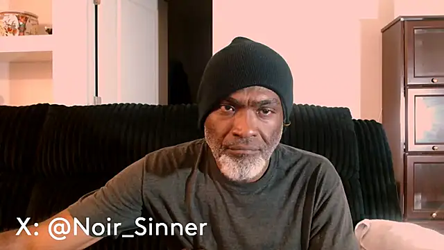 Snapshot of sinnernoir chatting on June 2026 03:53:02 AM sinnernoir online show from June 2026 03:53:02 AM