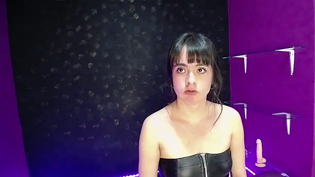 Sadie Queen online show from December 2024 03:10:01 PM