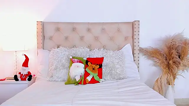 marilynrossy online show from December 2024 03:06:01 AM