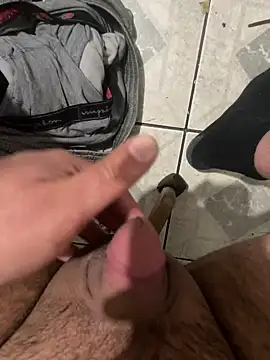 edgher646 online show from January 2025 08:39:01 AM