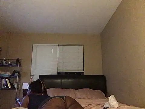 Snapshot of Eboni03 chatting on December 2024 07:40:01 AM Eboni03 online show from December 2024 07:40:01 AM