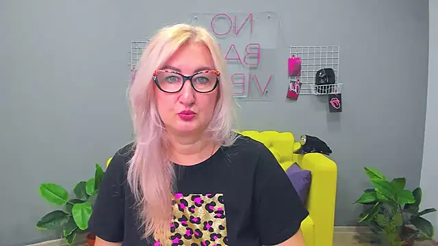 ChristyBrooks online show from January 2025 12:05:02 PM