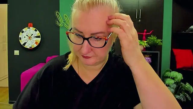 ChristyBrooks online show from February 2025 12:16:01 PM