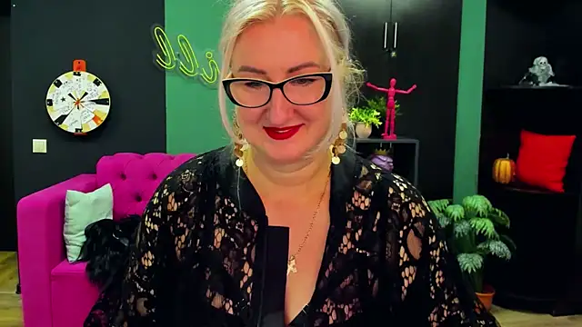 ChristyBrooks online show from March 2025 09:18:02 PM