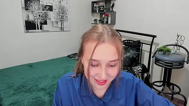 LinaTruly online show from March 2025 11:22:01 PM