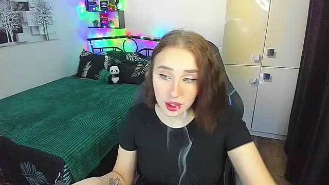 LinaTruly online show from March 2026 09:55:01 PM