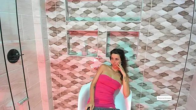 jolie lov online show from February 2025 07:16:02 PM