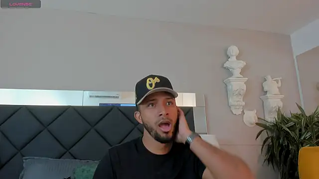 Robin Rief online show from November 2025 03:50:01 AM