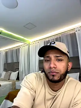 Robin Rief online show from December 2025 03:57:01 AM