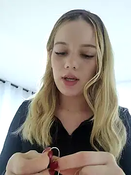 NicoleCut online show from February 2025 11:02:02 AM