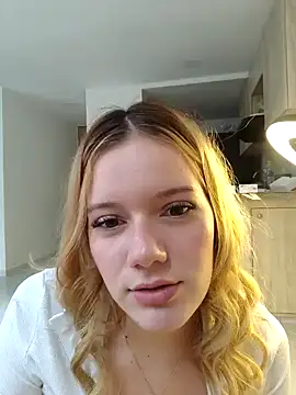 NicoleCut online show from February 2025 10:59:01 PM