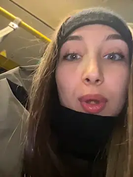 VelvetVixenI online show from November 2025 05:24:01 PM